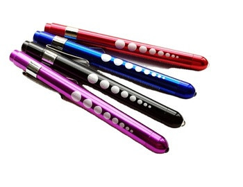 Stylo médical de docteur de l'infirmière LED Penlight d'alliage d'aluminium de lumière de stylo avec la lumière